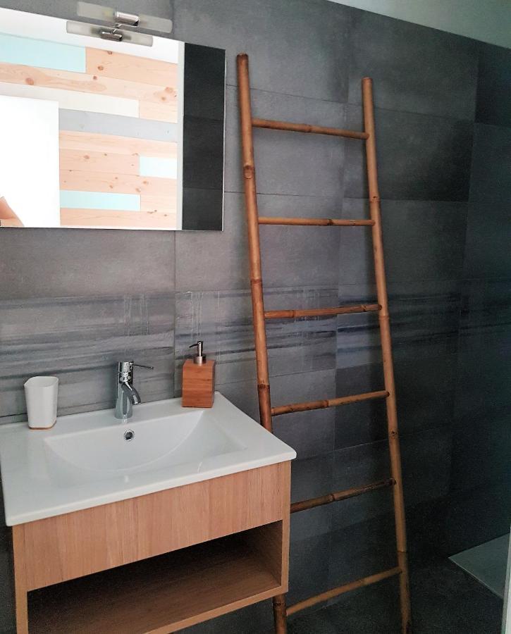 Agathe Et Titi Bed & Breakfast Marigny-les-Reullee Exterior foto